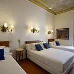Medium Romantic 2* Σίτζες
