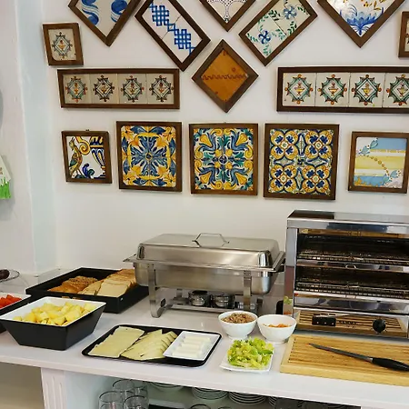 Medium Romantic فندق 2*