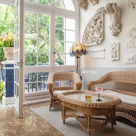 Medium Romantic 2* سيدجيس