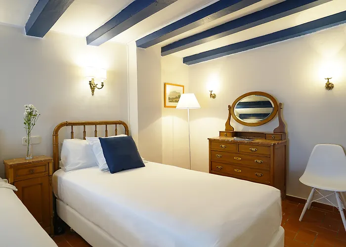 Отель Medium Romantic