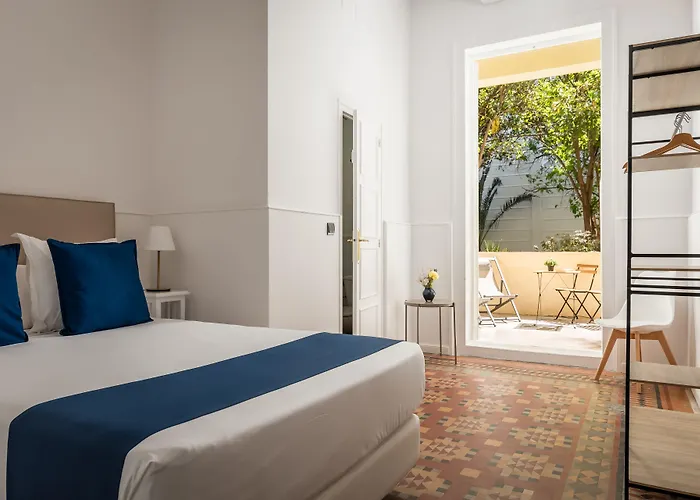 Medium Romantic Отель Сиджес