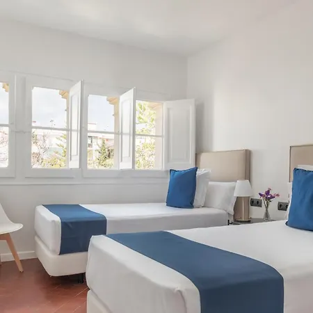 Medium Romantic Hotel