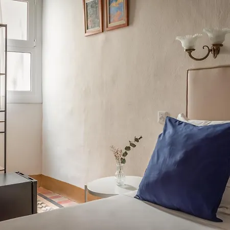 Hotel Medium Romantic 2*