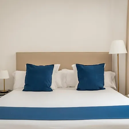 Medium Romantic Hotel Sitges