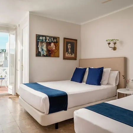 Medium Romantic 2* סיטגס