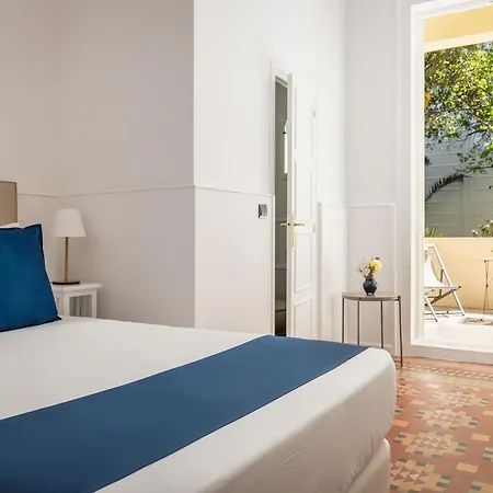 Hotel Medium Romantic