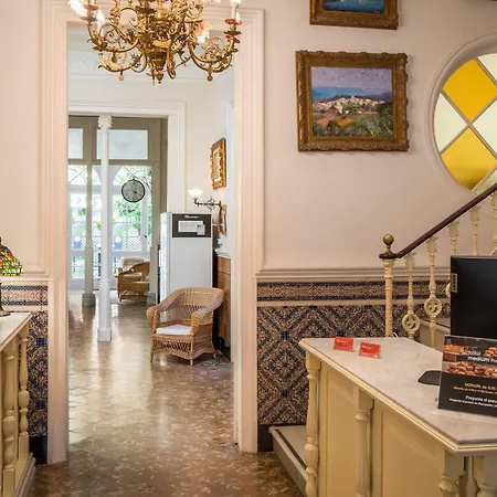 Medium Romantic 2* Sitges