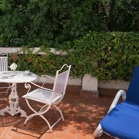 Medium Romantic Hotel Sitges