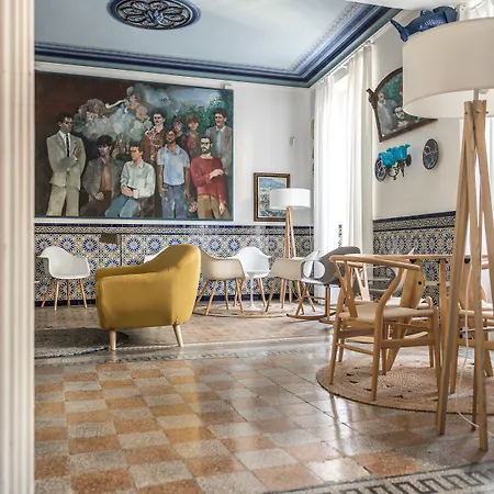 Hotel Medium Romantic