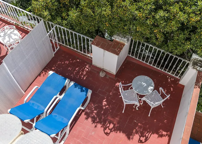 Medium Romantic Sitges