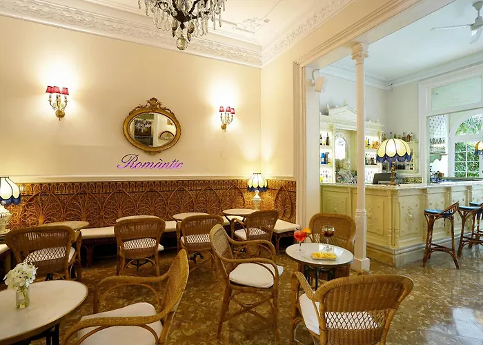 Medium Romantic 2* Сіджас