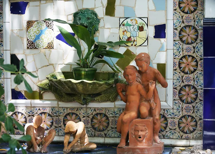 Medium Romantic Hotel Sitges