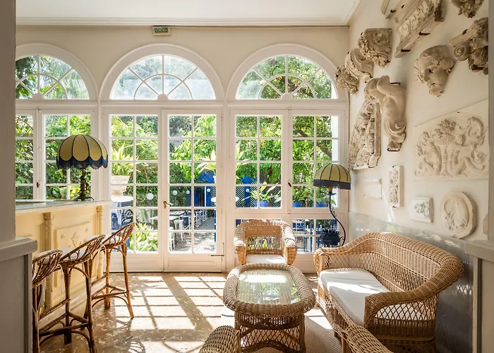 Medium Romantic Готель 2*