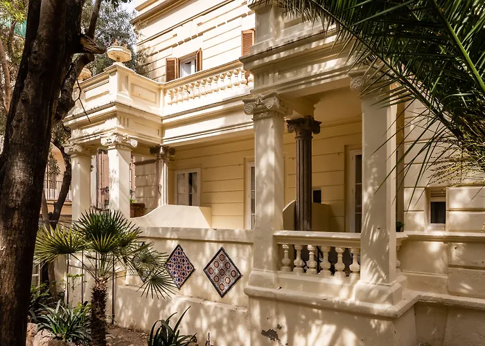 Medium Romantic Готель