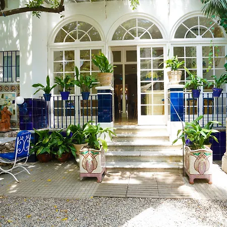 梅迪姆浪漫酒店