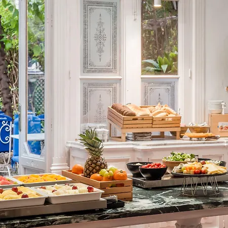 梅迪姆浪漫酒店 锡切斯